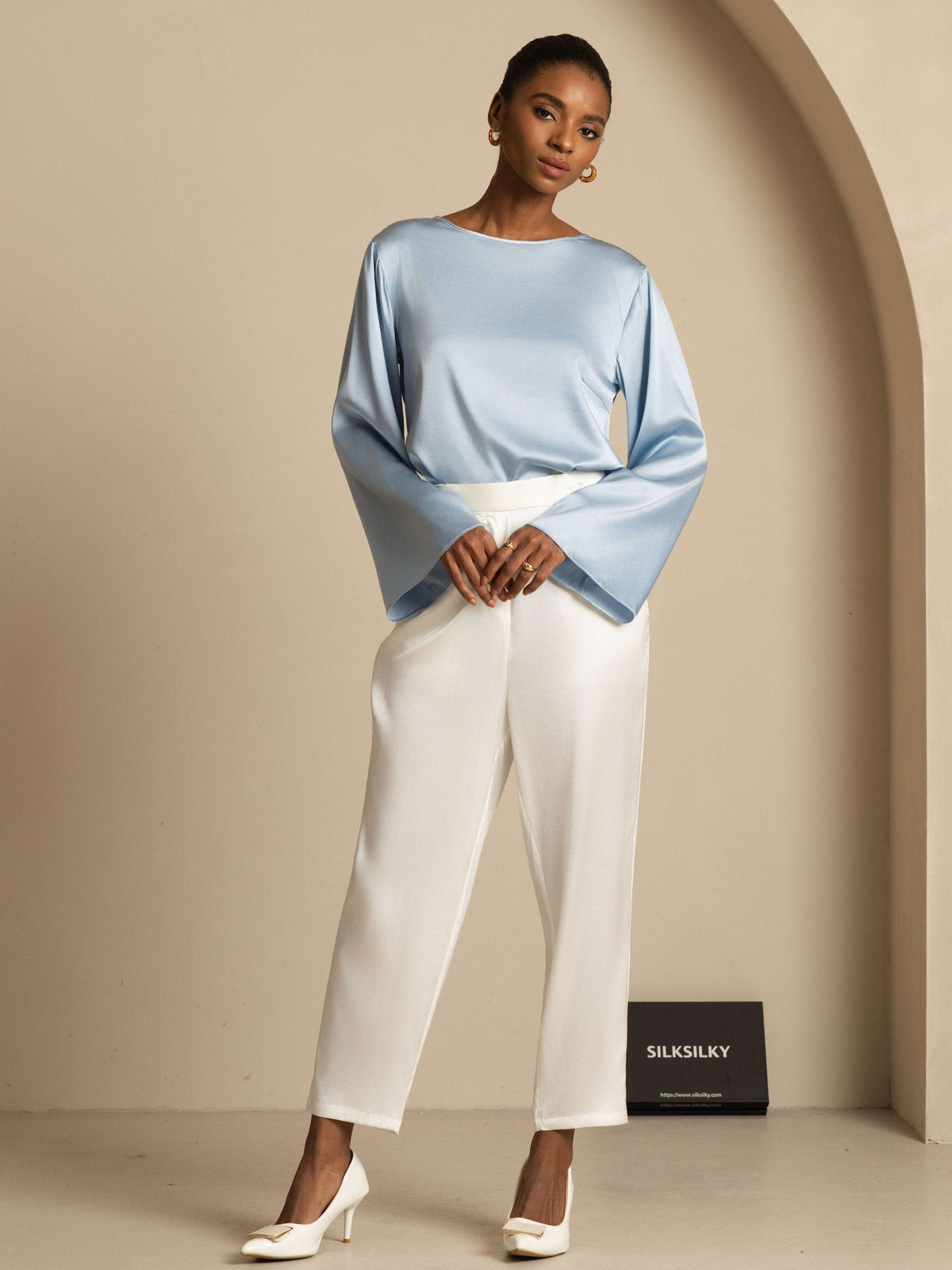 19Momme Silk Bell Sleeve Boat Neck Women's Top