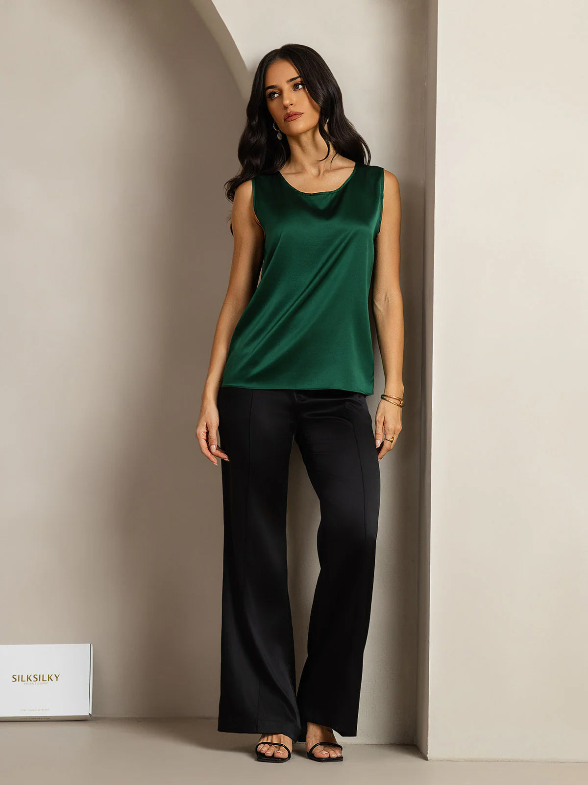 19Momme Silk Sleeveless Round Neck Women's Tank Top