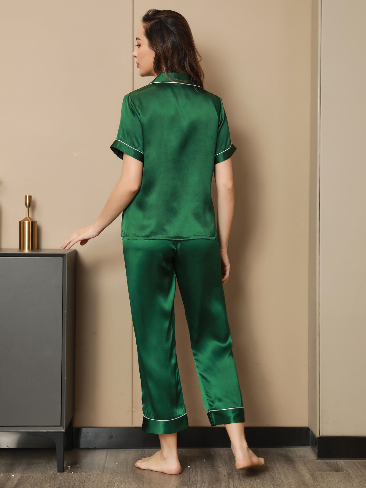 Women's Pure Silk Short Sleeve Button Up Pyjamas Set