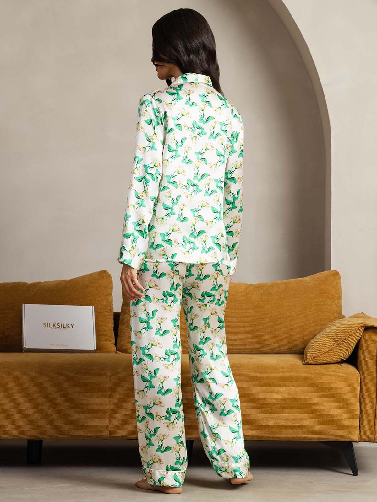 Women's Pure Silk Green Floral Print Long Sleeve Notch Collar Pajamas Set