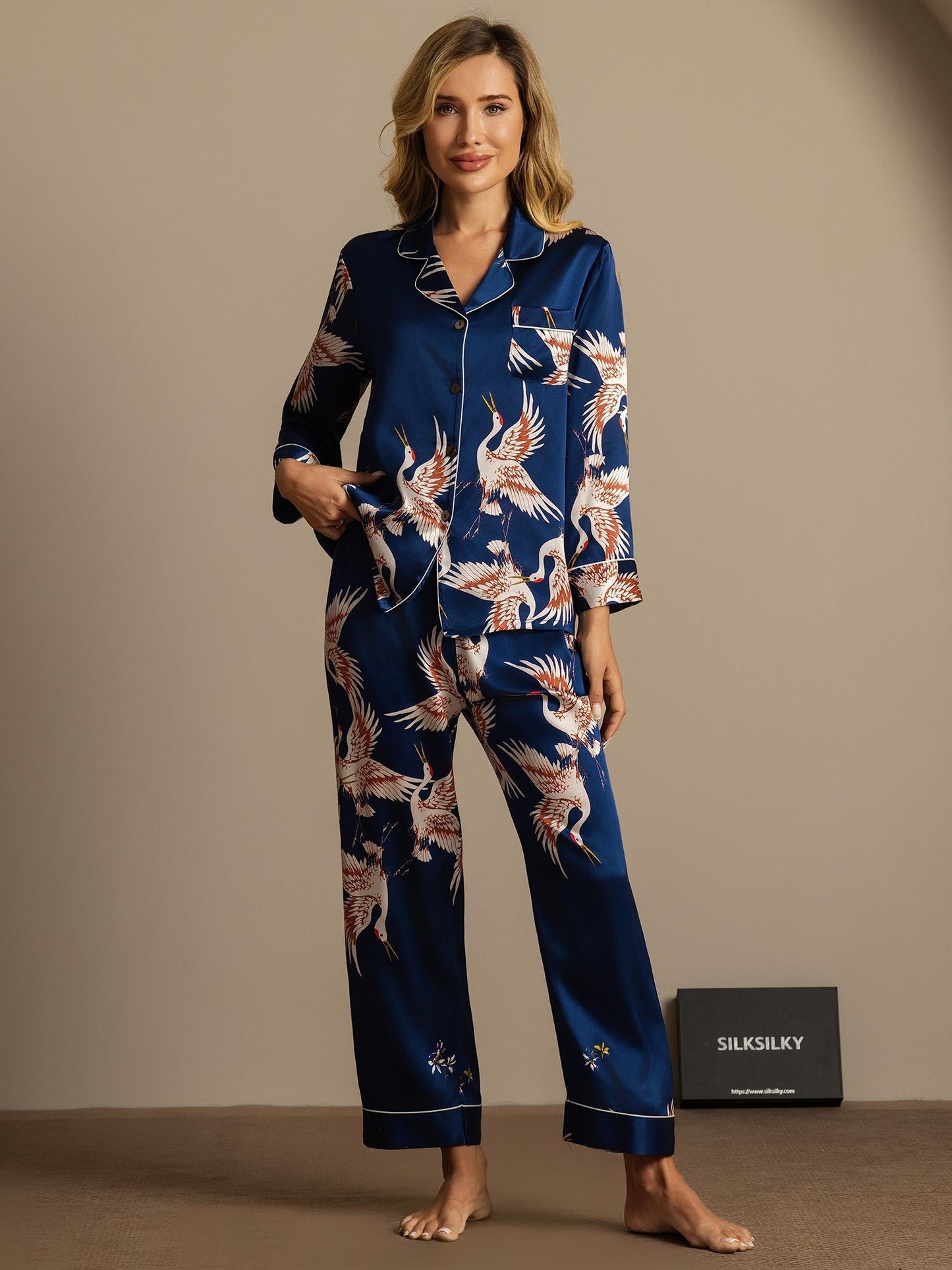 19Momme Pure Silk Crane Print Women's Long Sleeve Notch Collar Pyjamas Set