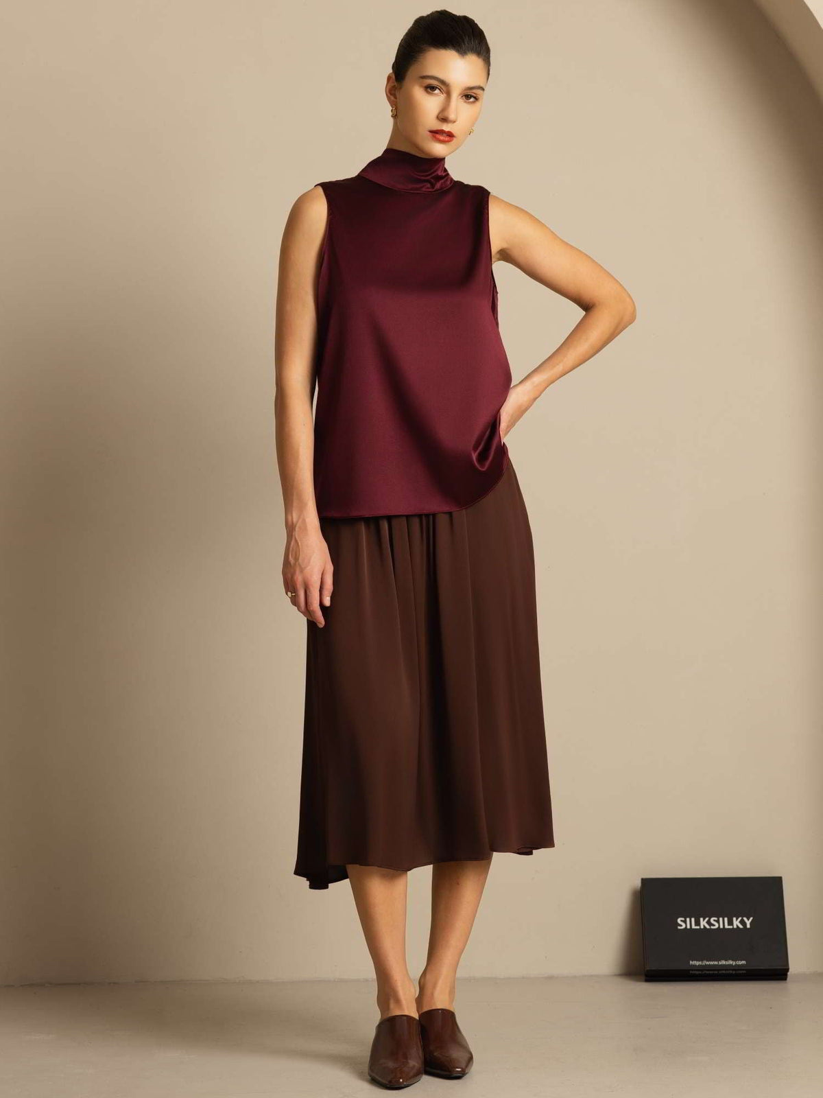 19Momme Silk Sleeveless Tie Neck Blouse