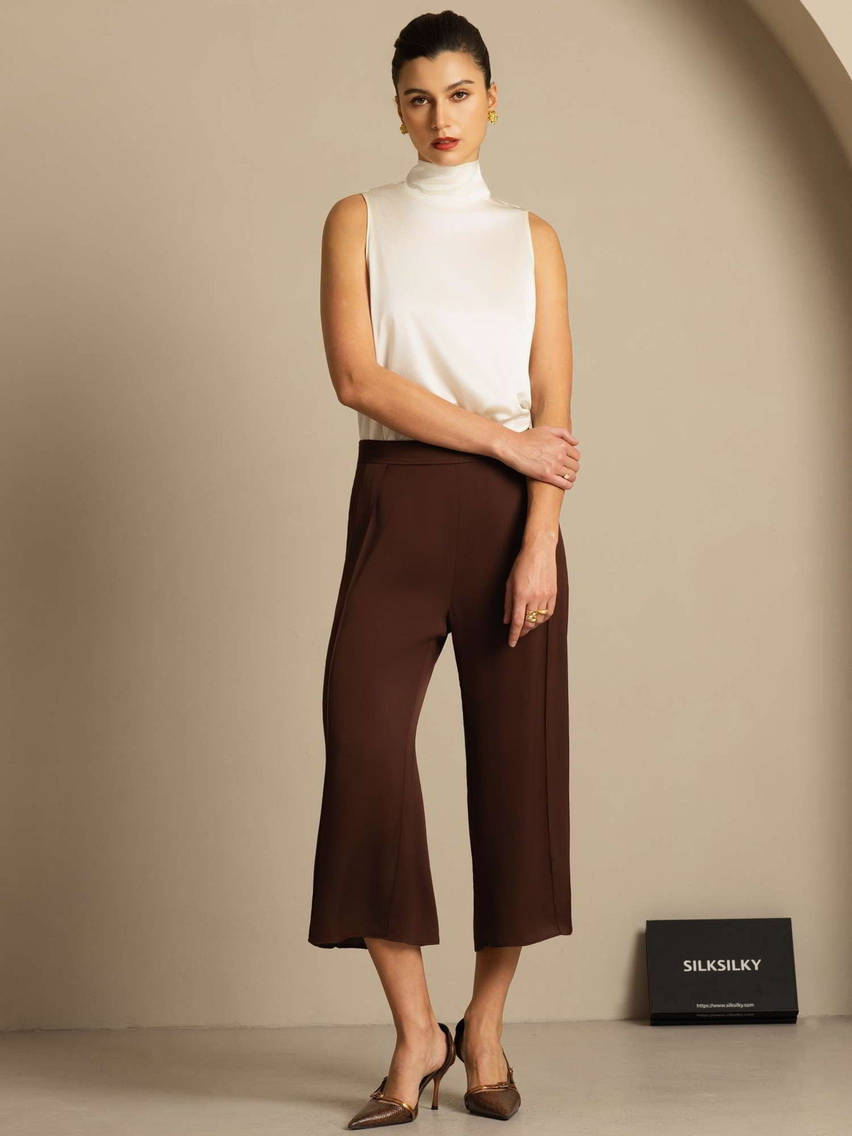 19Momme Silk Sleeveless Tie Neck Blouse