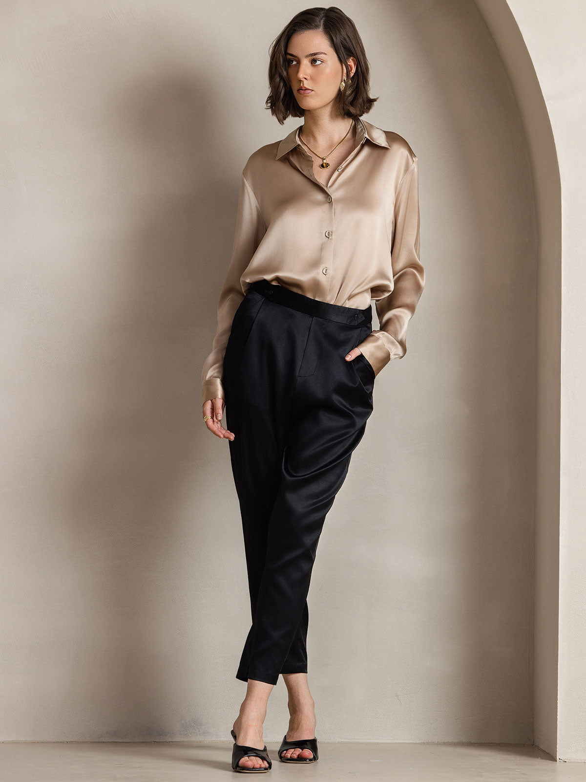 19Momme Silk Long Sleeve Lapel Collar Women's Shirt with Button Up Design