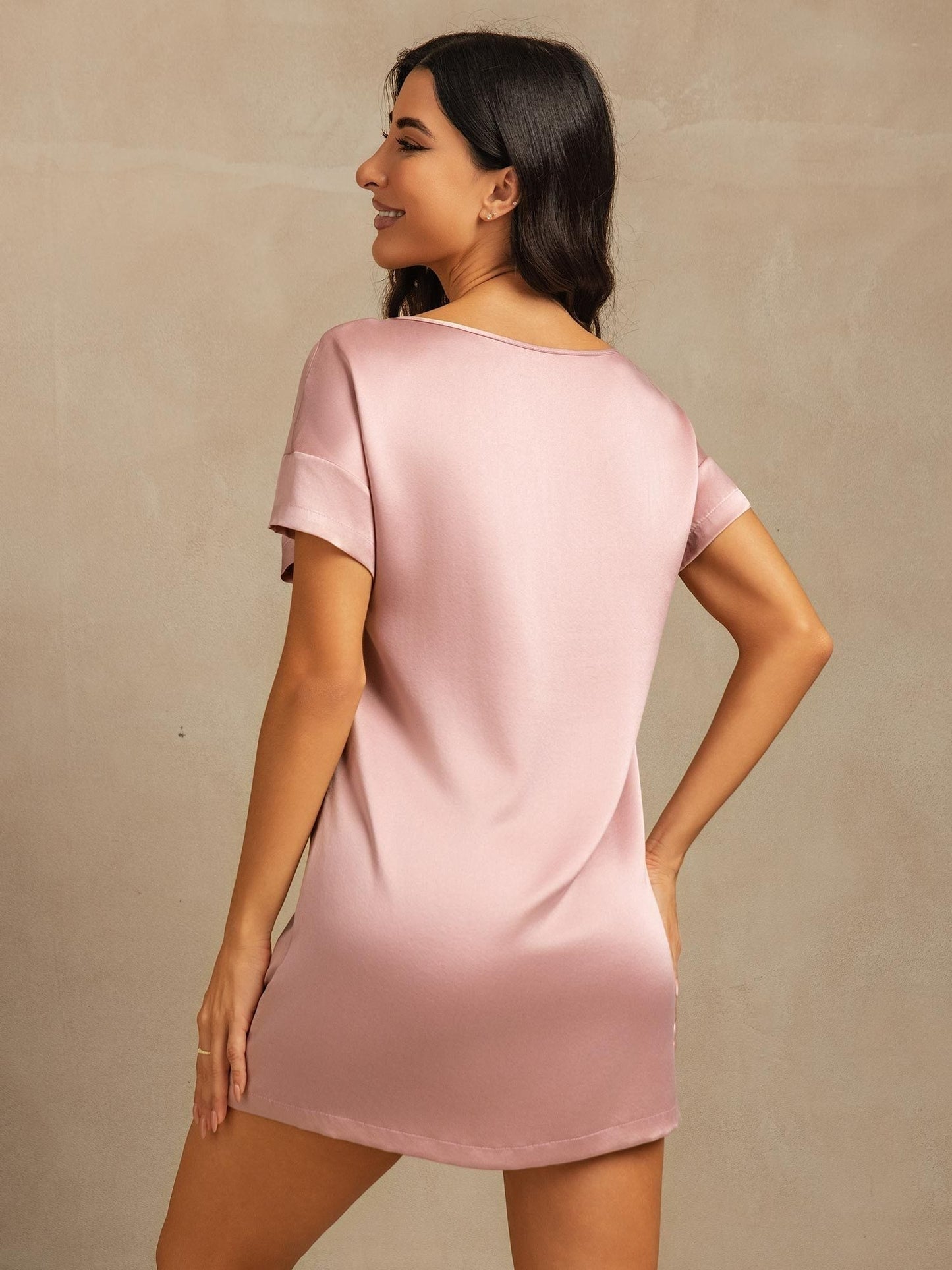 19Momme Washable Silk Short Sleeve Round Neck Short Nightdress