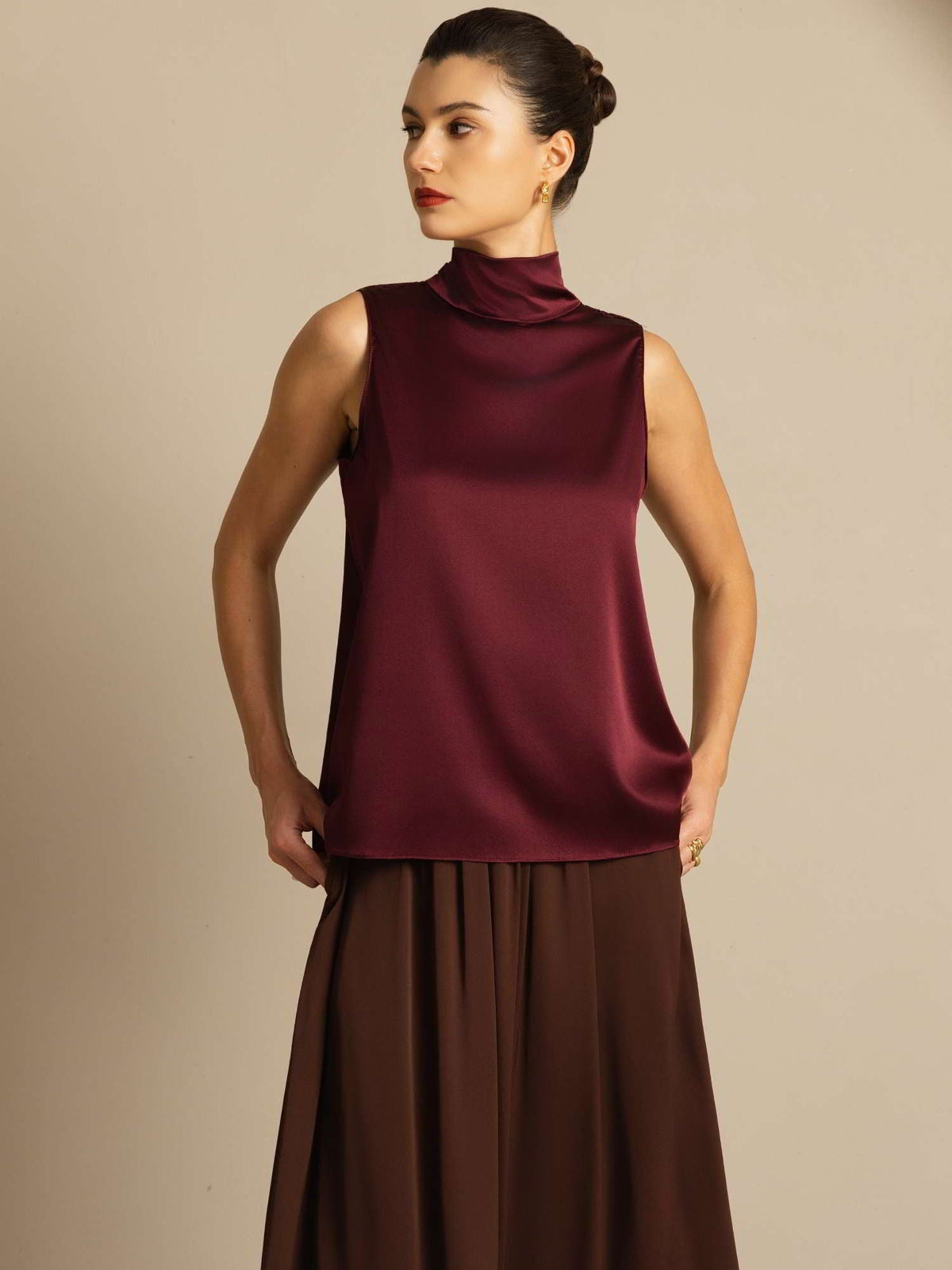 19Momme Silk Sleeveless Tie Neck Blouse