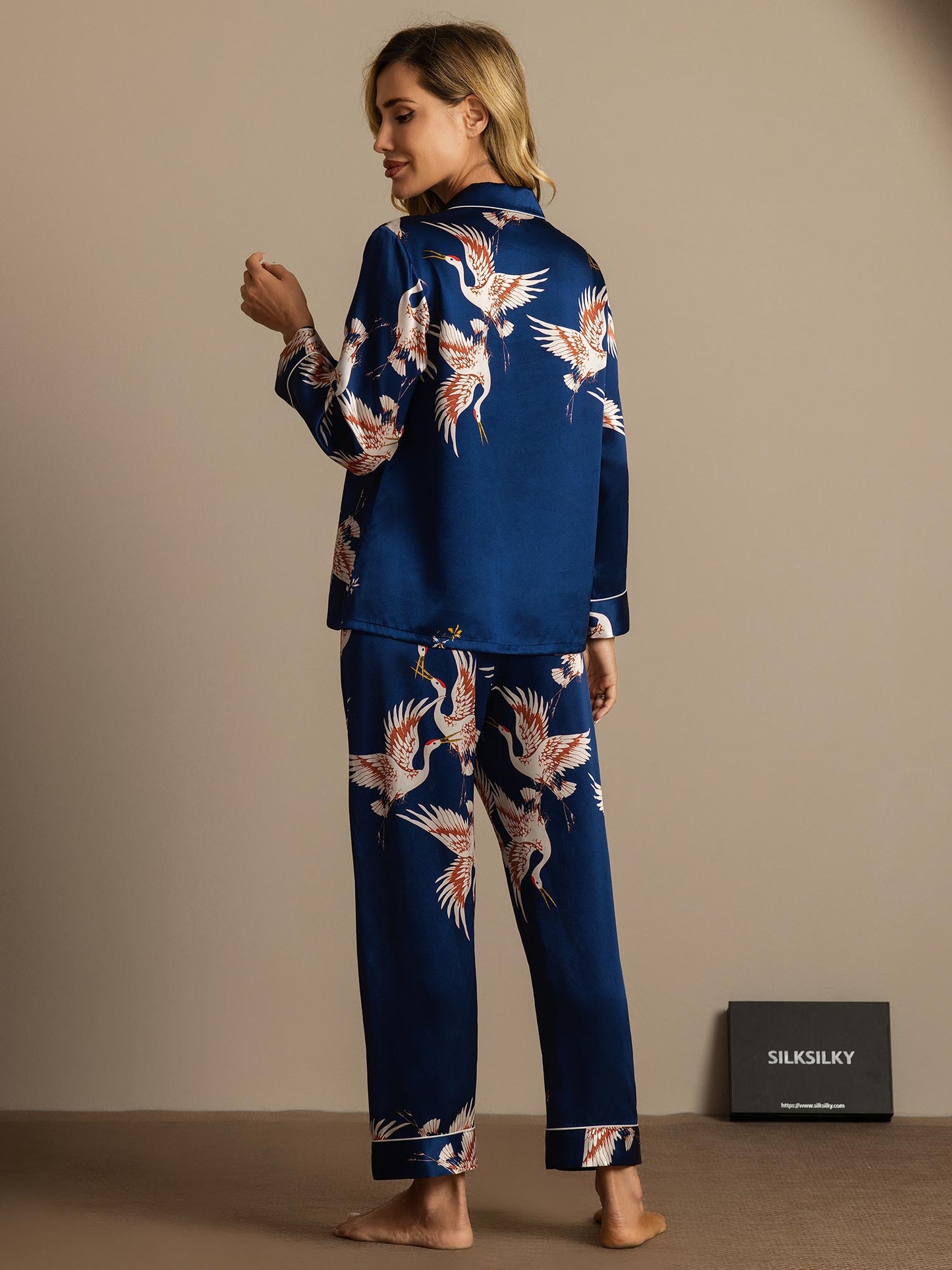 19Momme Women's Pure Silk Crane Print Long Sleeve Pyjamas Set