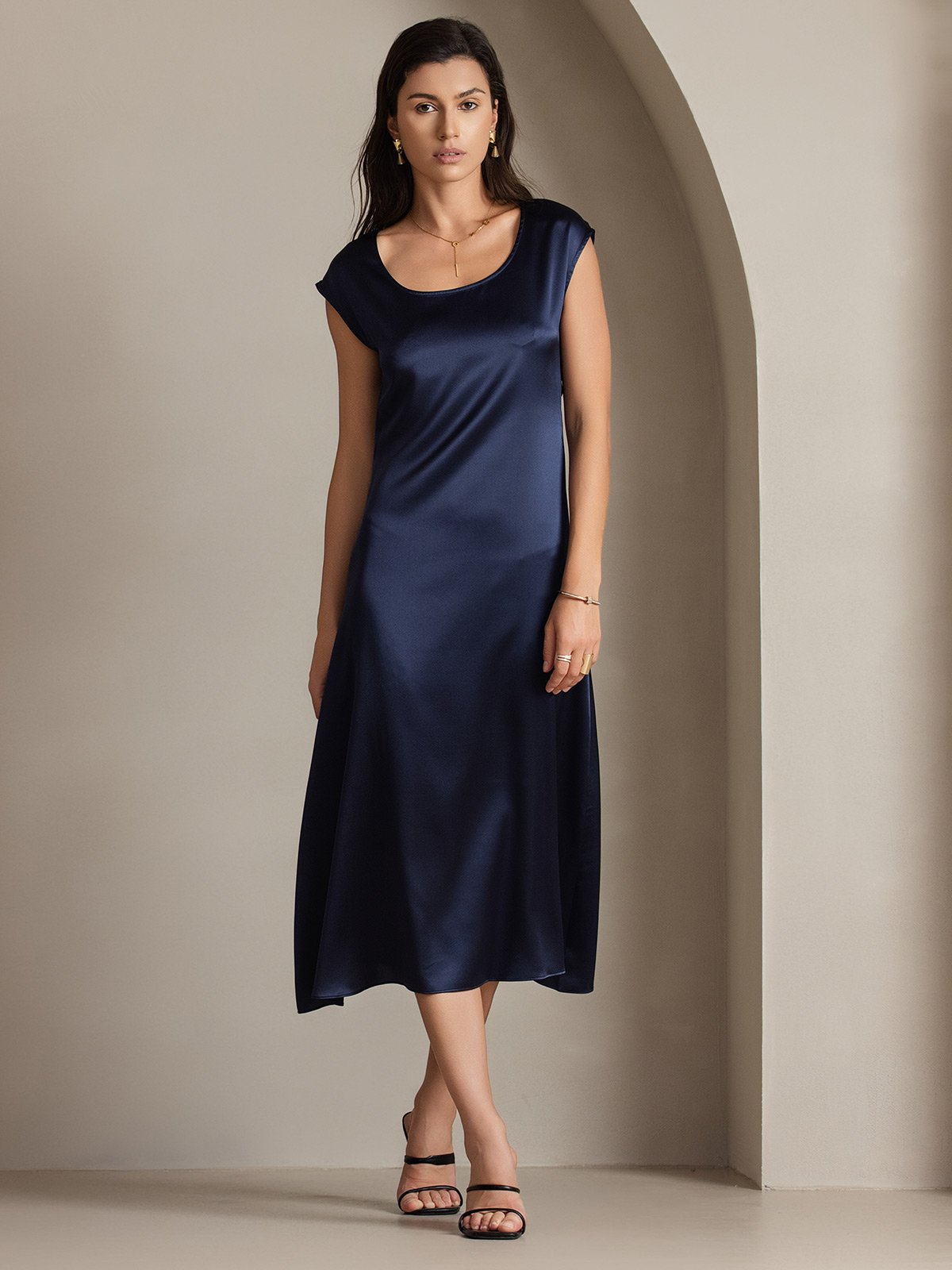 19Momme Silk Cap Sleeve Round Neck Midi Dress
