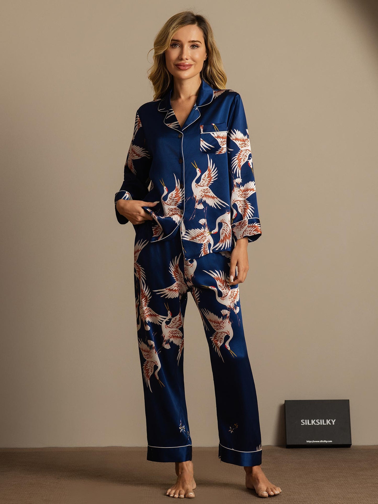 19Momme Pure Silk Crane Print Women's Long Sleeve Notch Collar Pyjamas Set