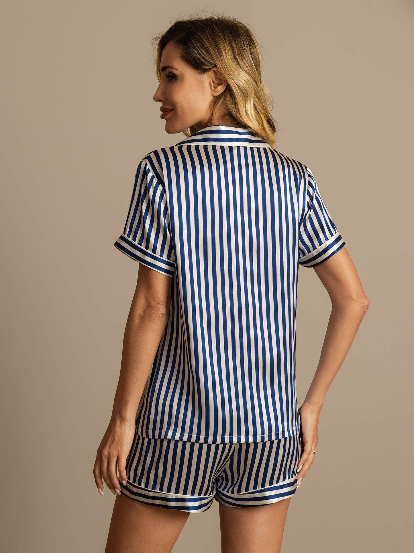 Women's Pure Silk Stripe Print Short Sleeve Notch Collar Pajamas Set With Shorts