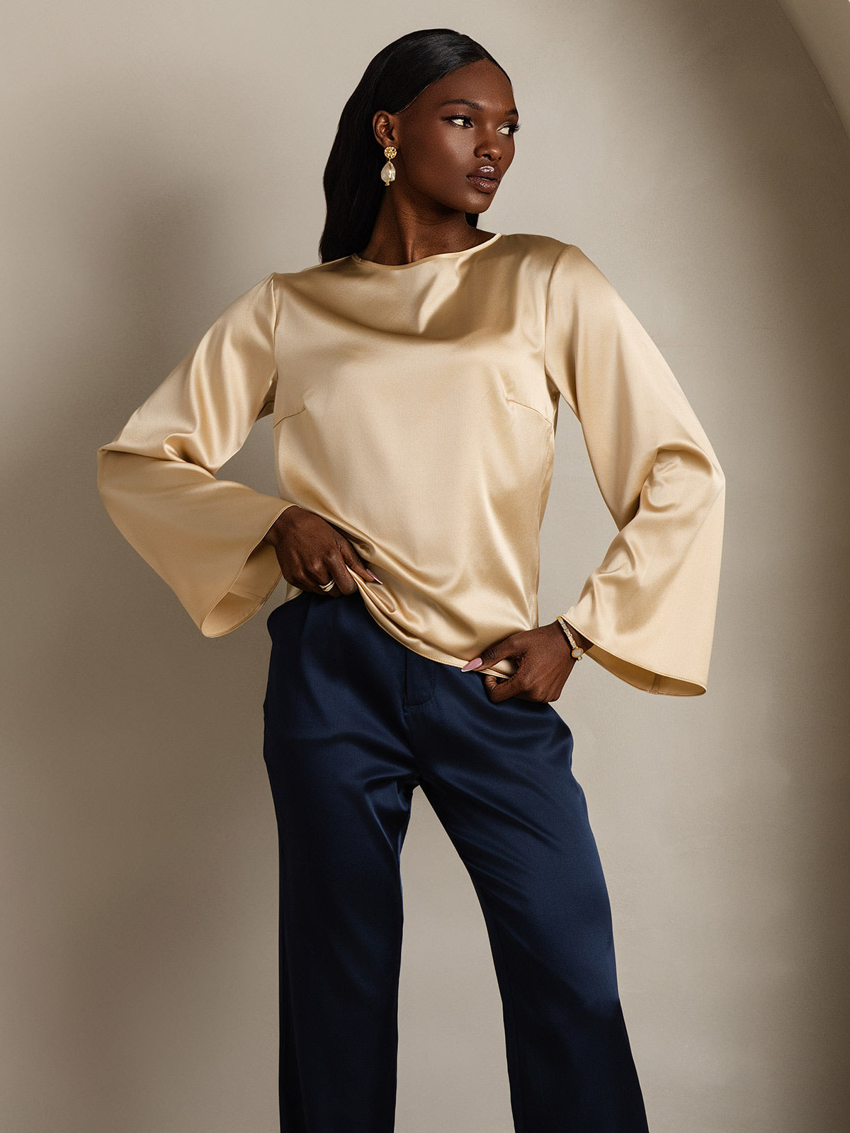 19Momme Silk Bell Sleeve Boat Neck Women's Top