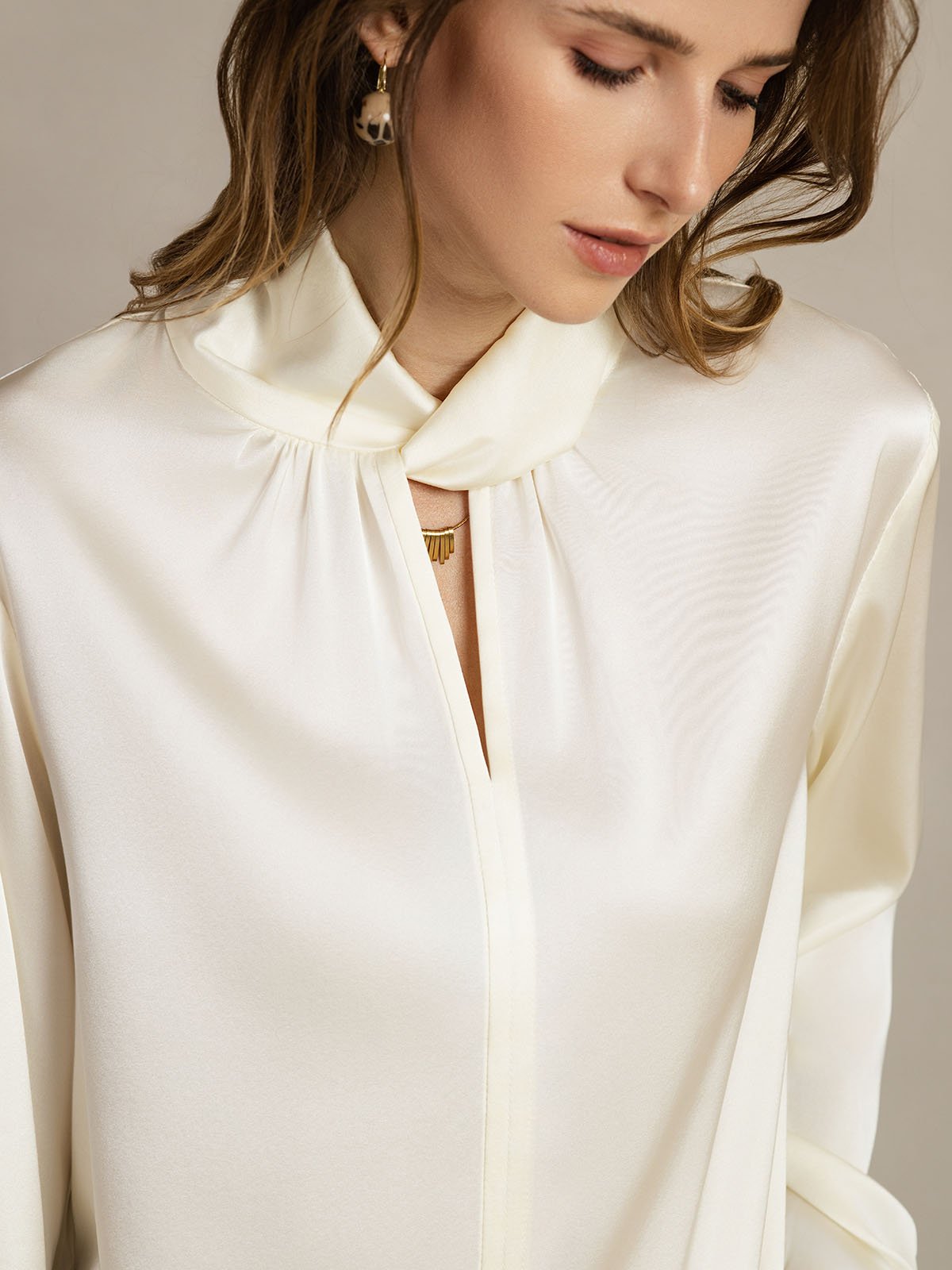 19Momme Silk Keyhole Neck Blouse with Pearl Buttons