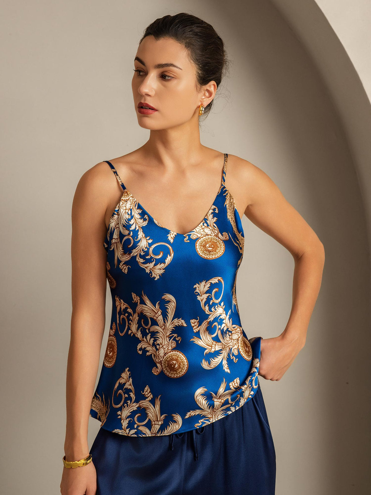 Pure Silk Dragon Print Spaghetti Strap V Neck Camisoles