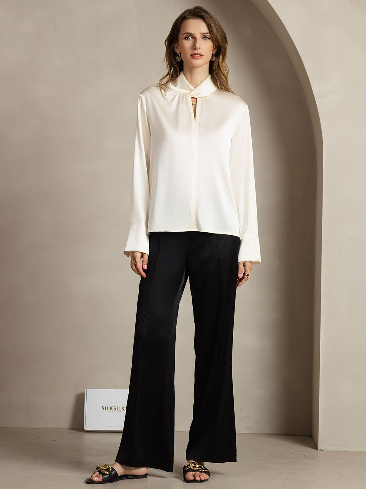 19Momme Silk Keyhole Neck Blouse with Pearl Buttons