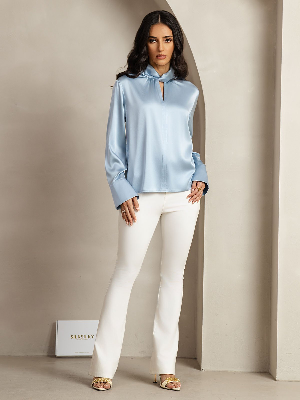 19Momme Silk Keyhole Neck Blouse with Pearl Buttons