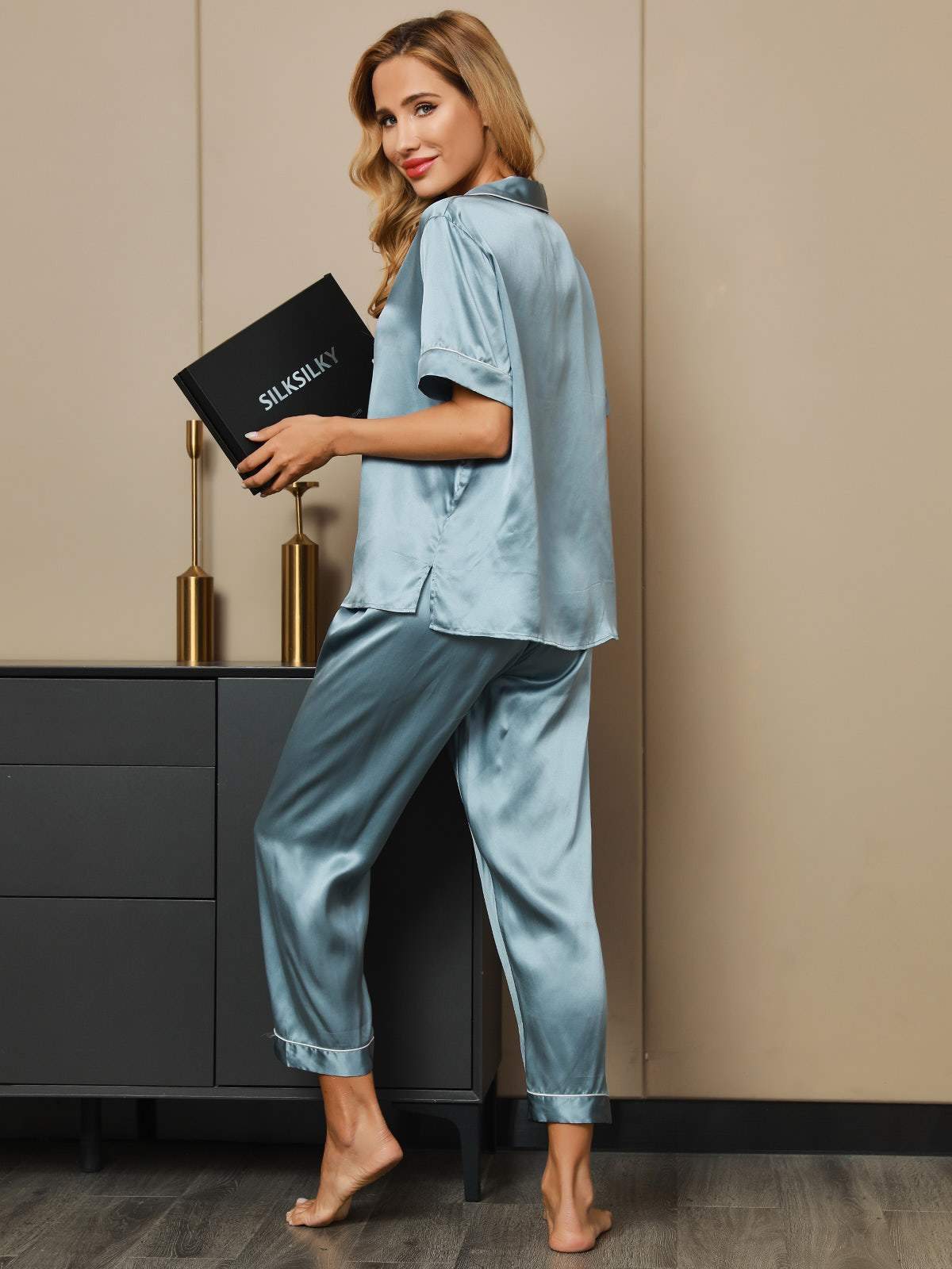 Women's Pure Silk Short Sleeve Pyjamas Set