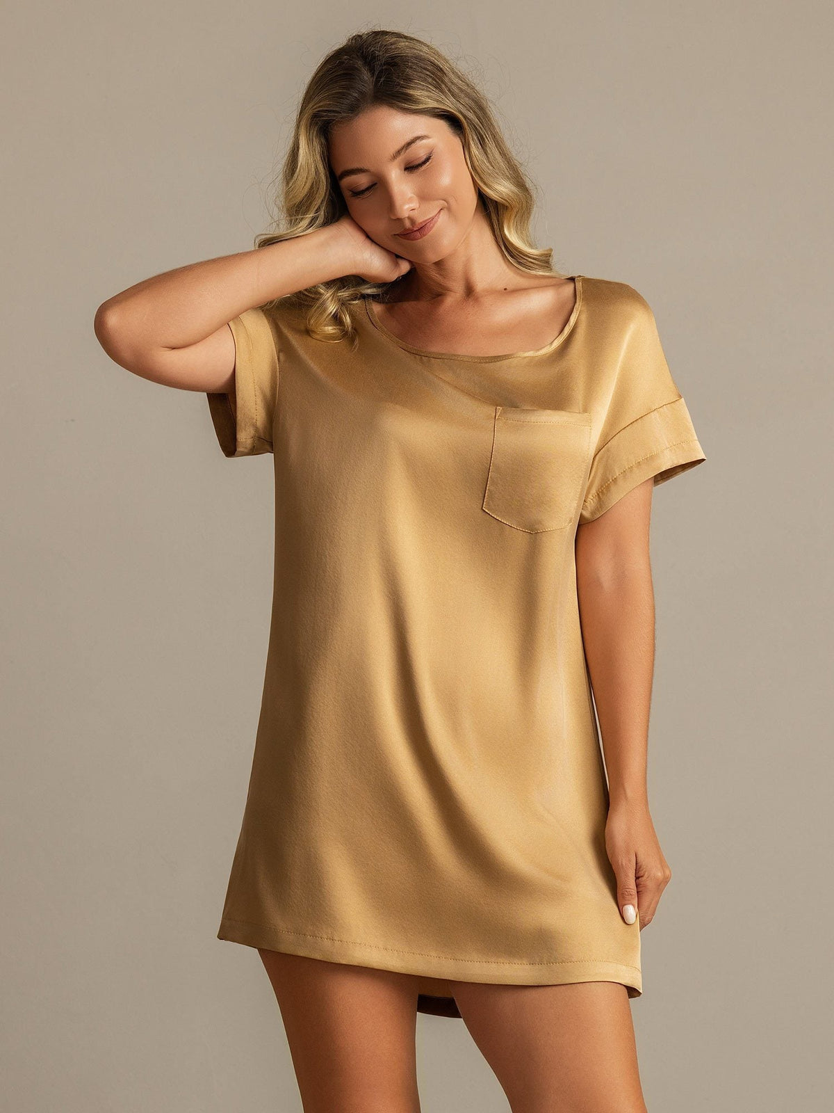 19Momme Washable Silk Short Sleeve Round Neck Short Nightdress
