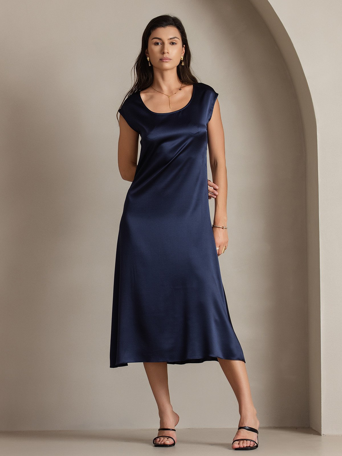 19Momme Silk Cap Sleeve Round Neck Midi Dress
