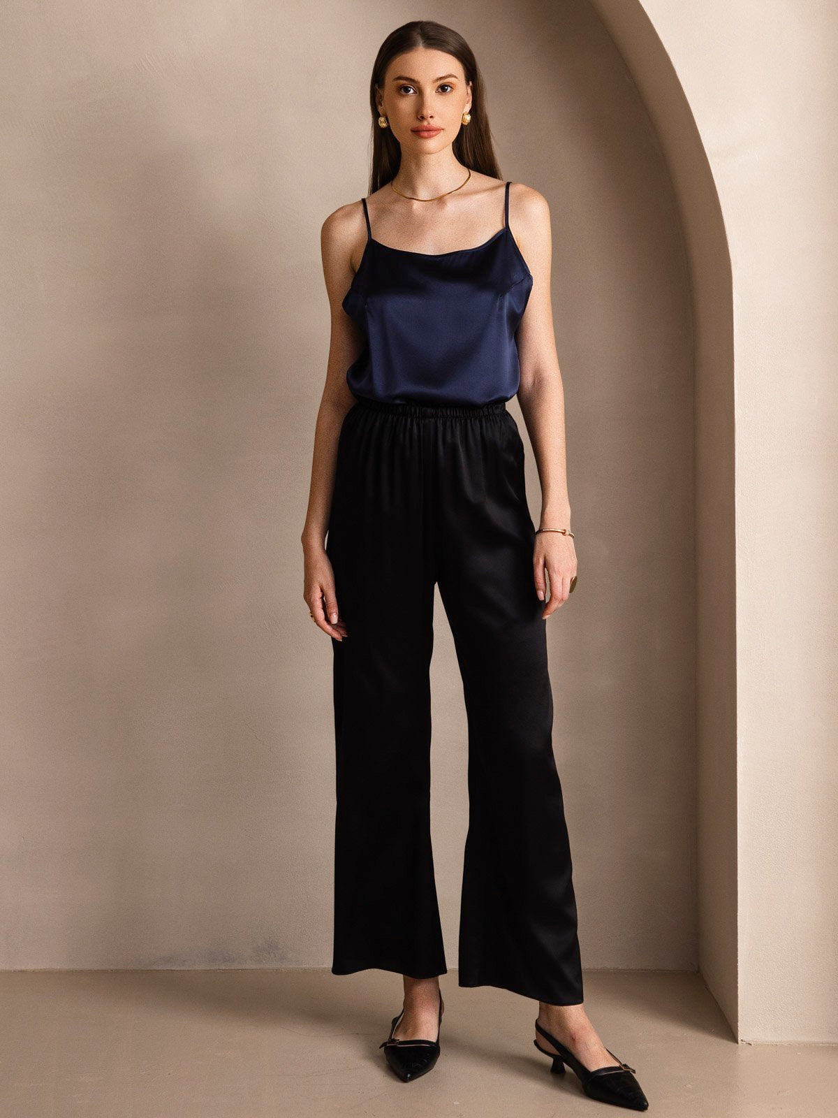 19Momme Silk Spaghetti Strap Round Neck Camisoles