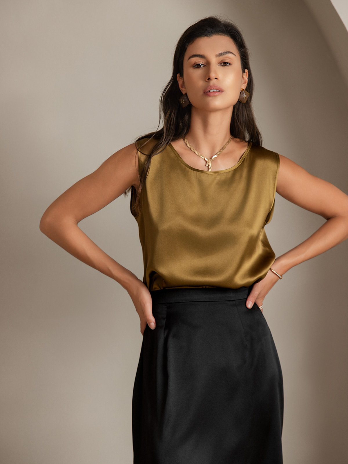 19Momme Silk Sleeveless Round Neck Women's Tank Top