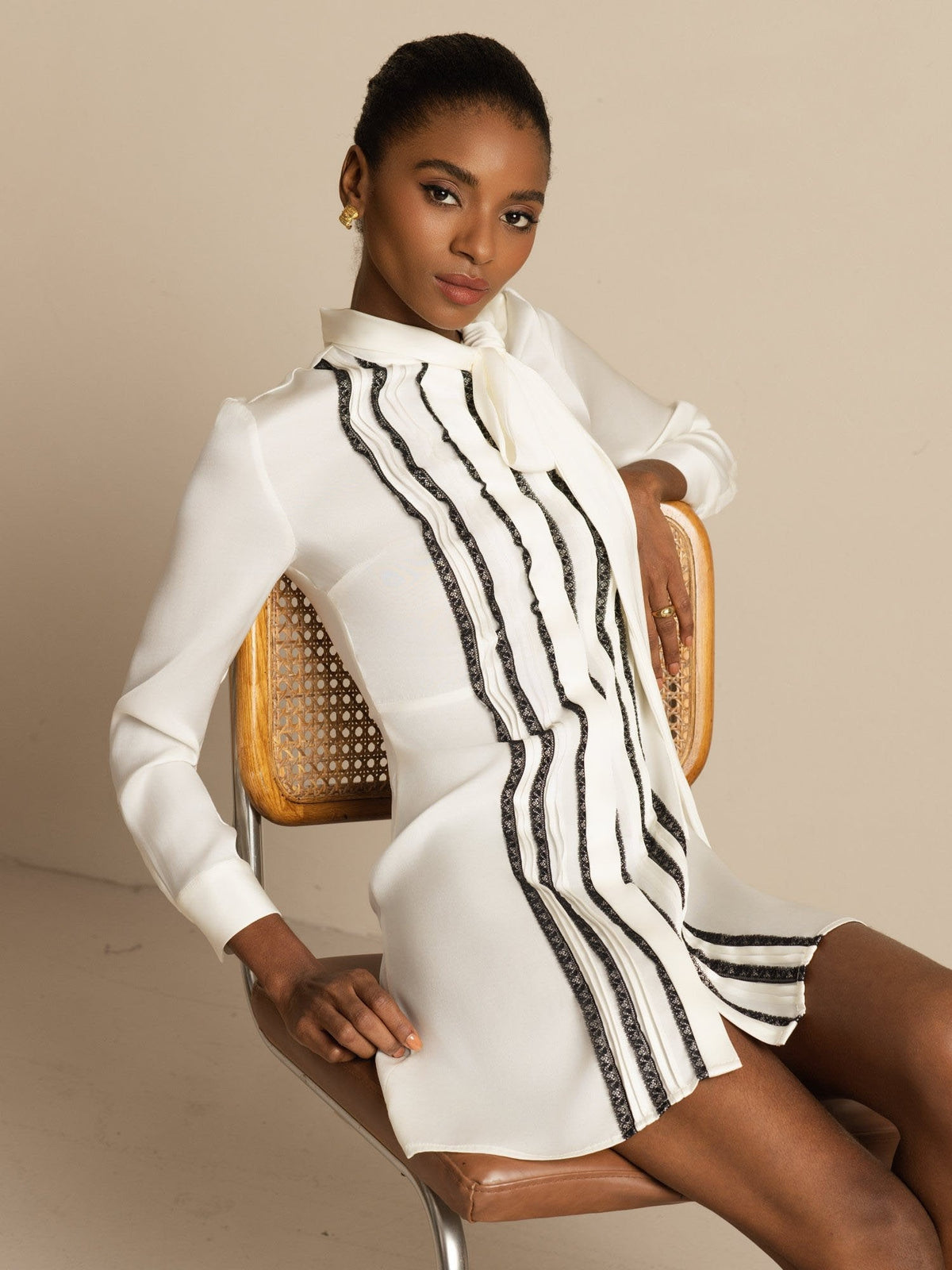 19Momme Silk  Women's Tie-Neck Short Shirt Dress with Vertical Pleated