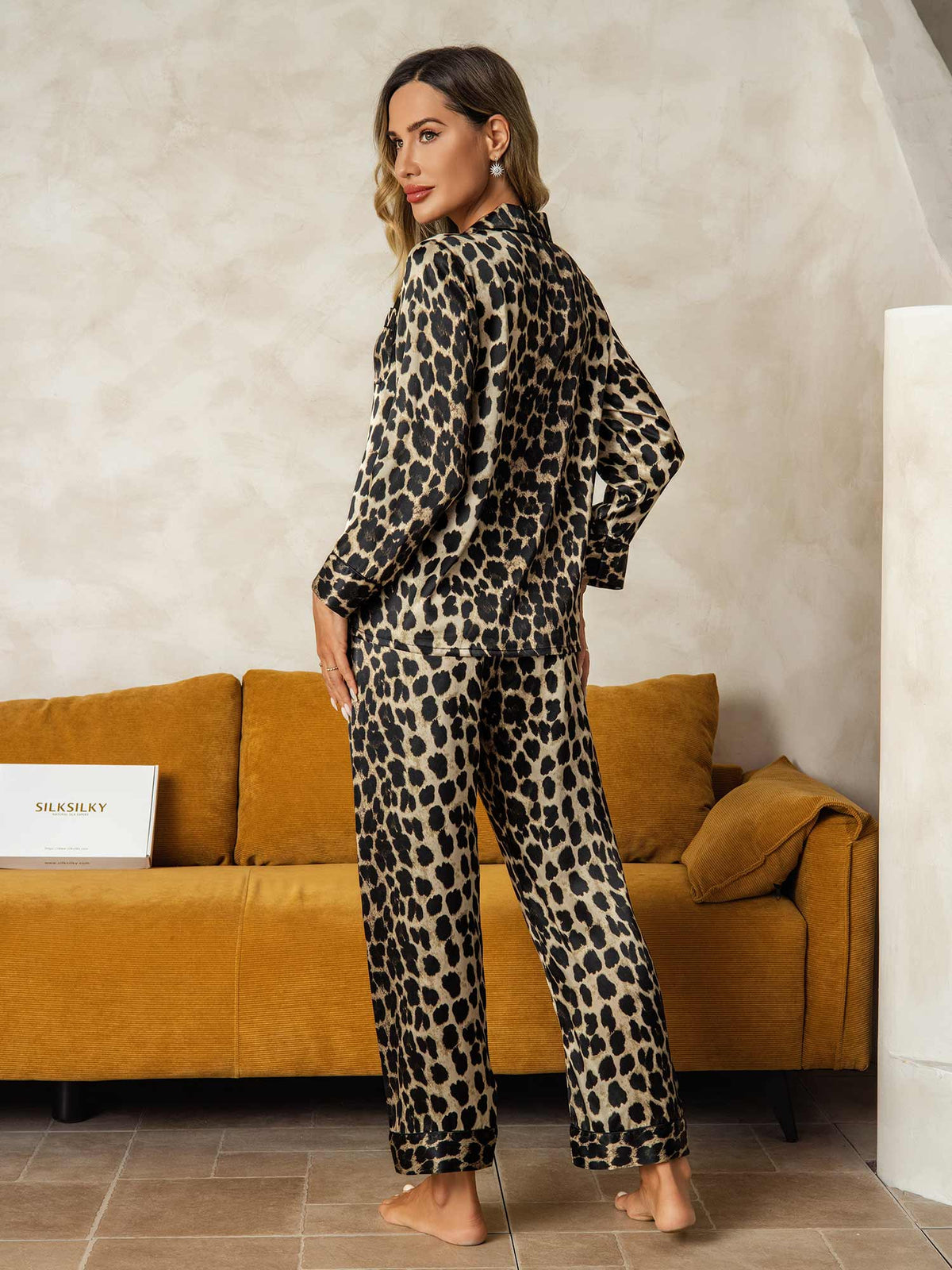Women's Pure Silk Leopard Print Long Sleeve Notch Collar Pyjamas Set With Pants
