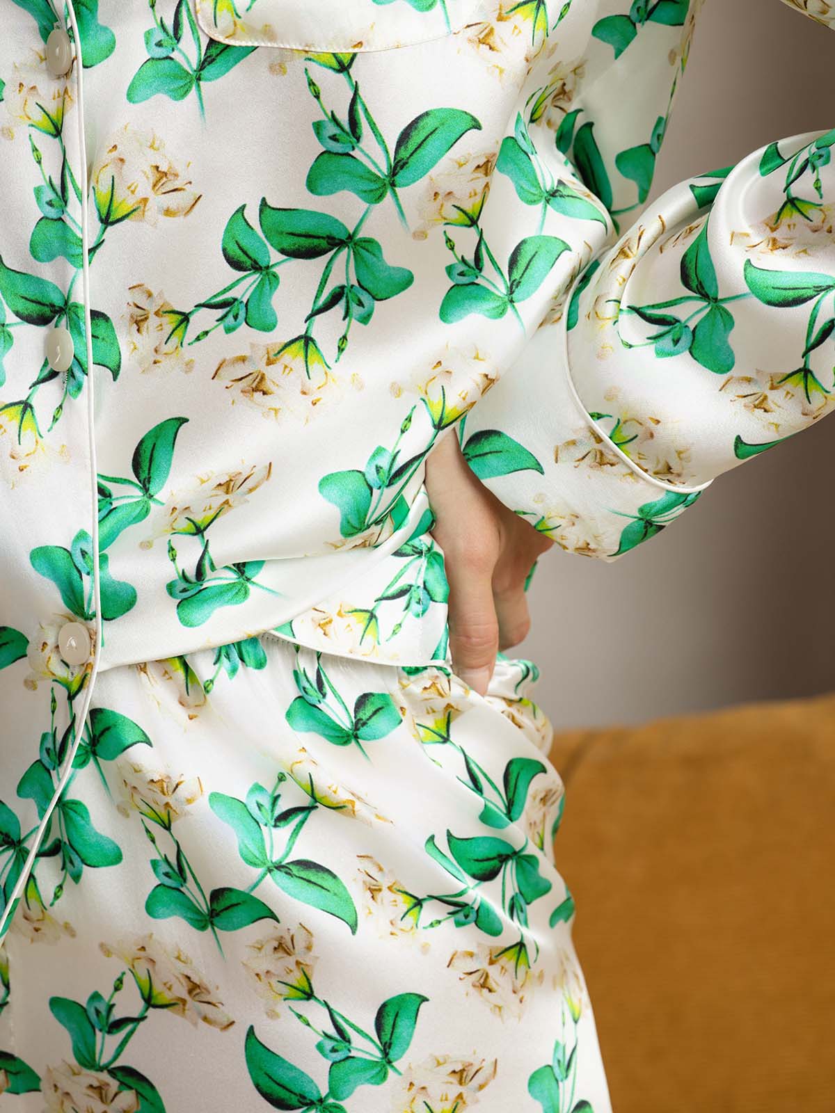Women's Pure Silk Green Floral Print Long Sleeve Notch Collar Pajamas Set
