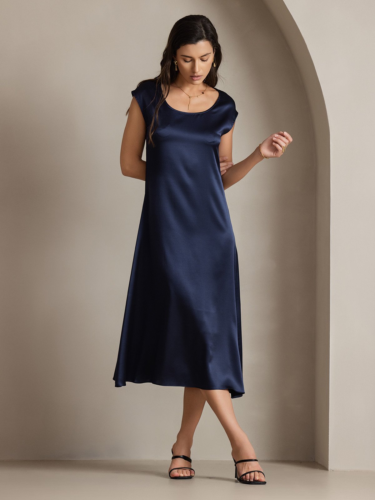19Momme Silk Cap Sleeve Round Neck Midi Dress