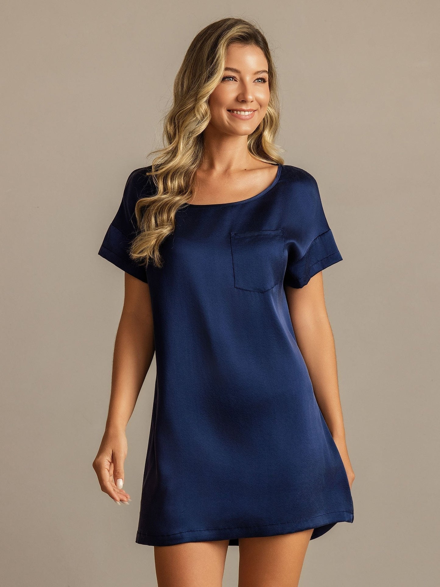 19Momme Washable Silk Short Sleeve Round Neck Short Nightdress