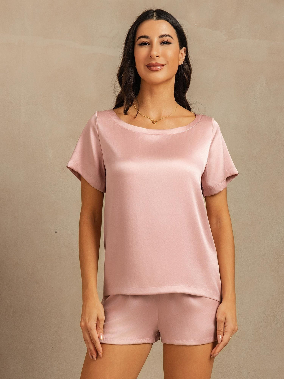 19Momme Women's Silk Short Sleeve Round Collar Pajamas Set with Side Pocket Design