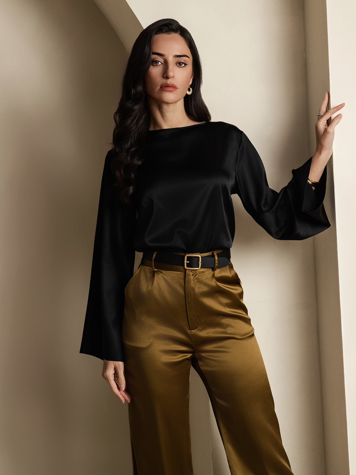19Momme Silk Bell Sleeve Boat Neck Women's Top