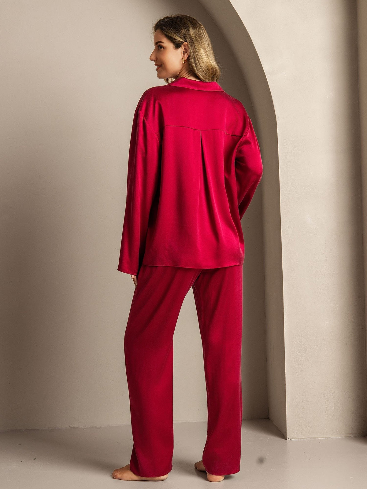 19Momme Washable Silk Long Sleeve Notch Collar Women's Pajamas Set