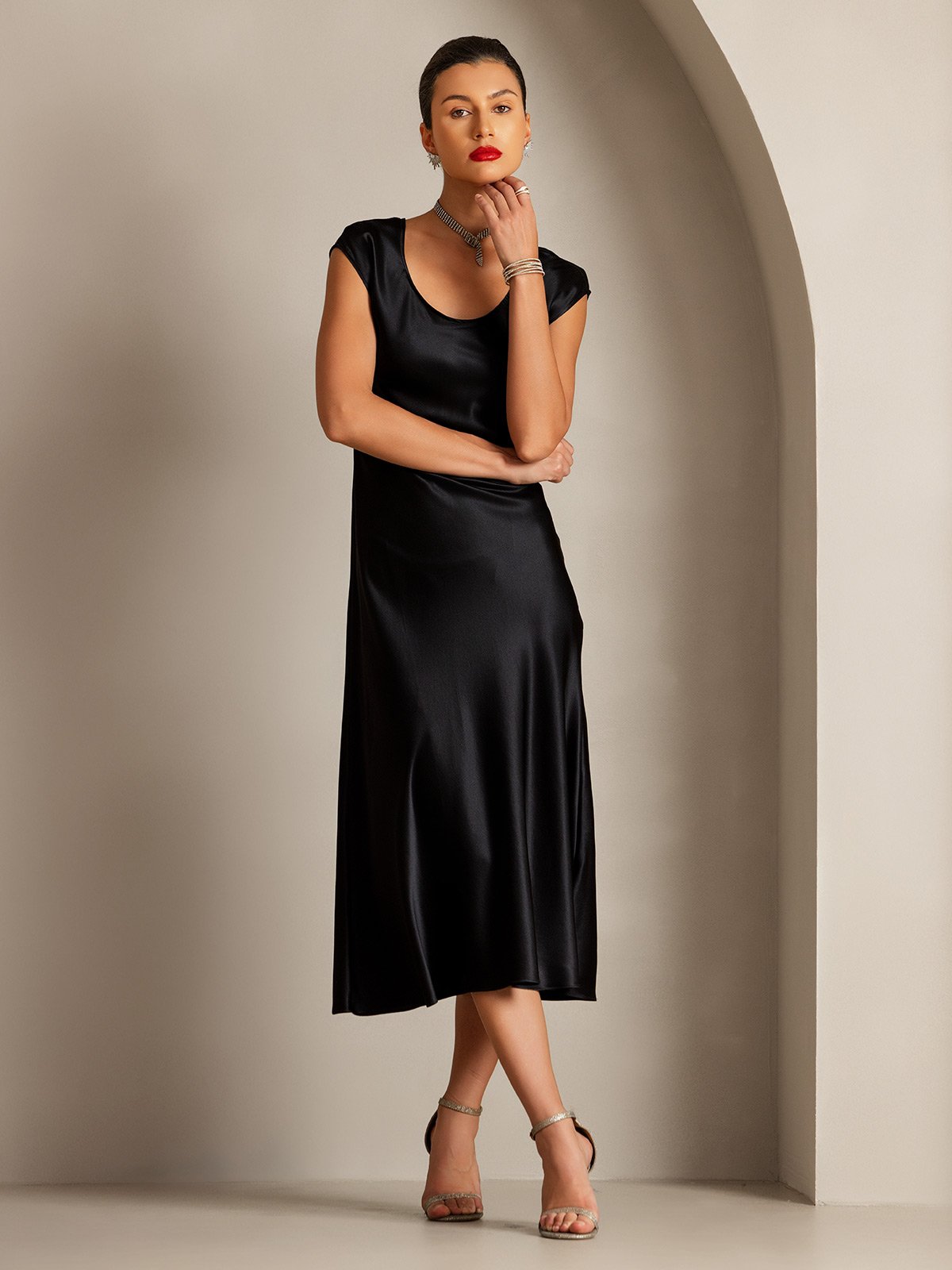 19Momme Silk Cap Sleeve Round Neck Midi Dress
