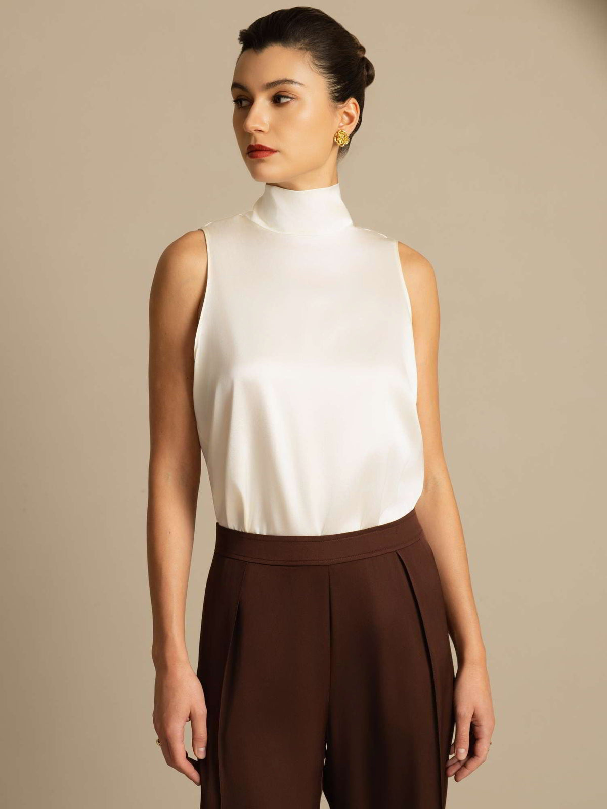 19Momme Silk Sleeveless Tie Neck Blouse
