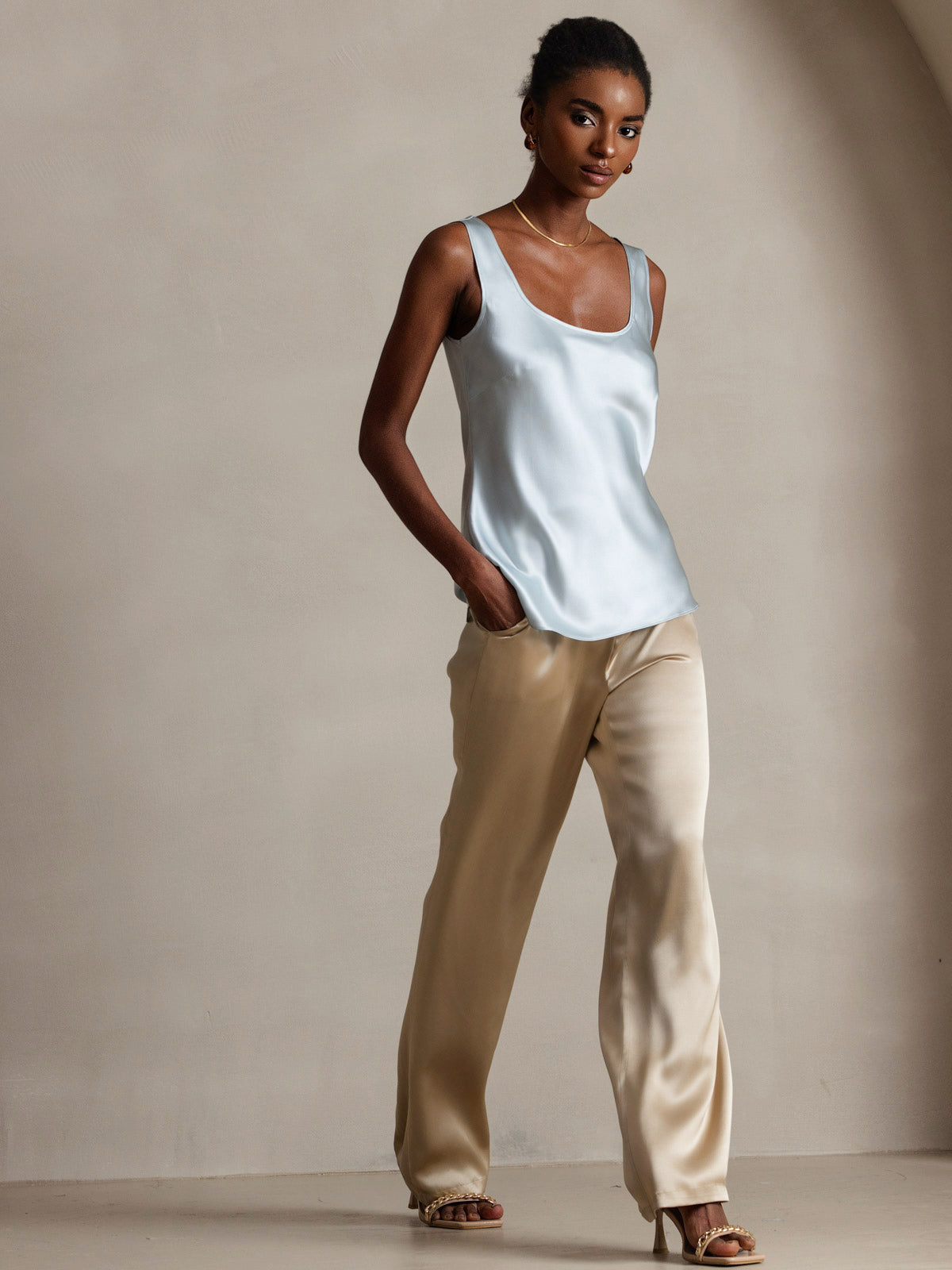 Women's Pure Silk Sleeveless U Neck Tank Top