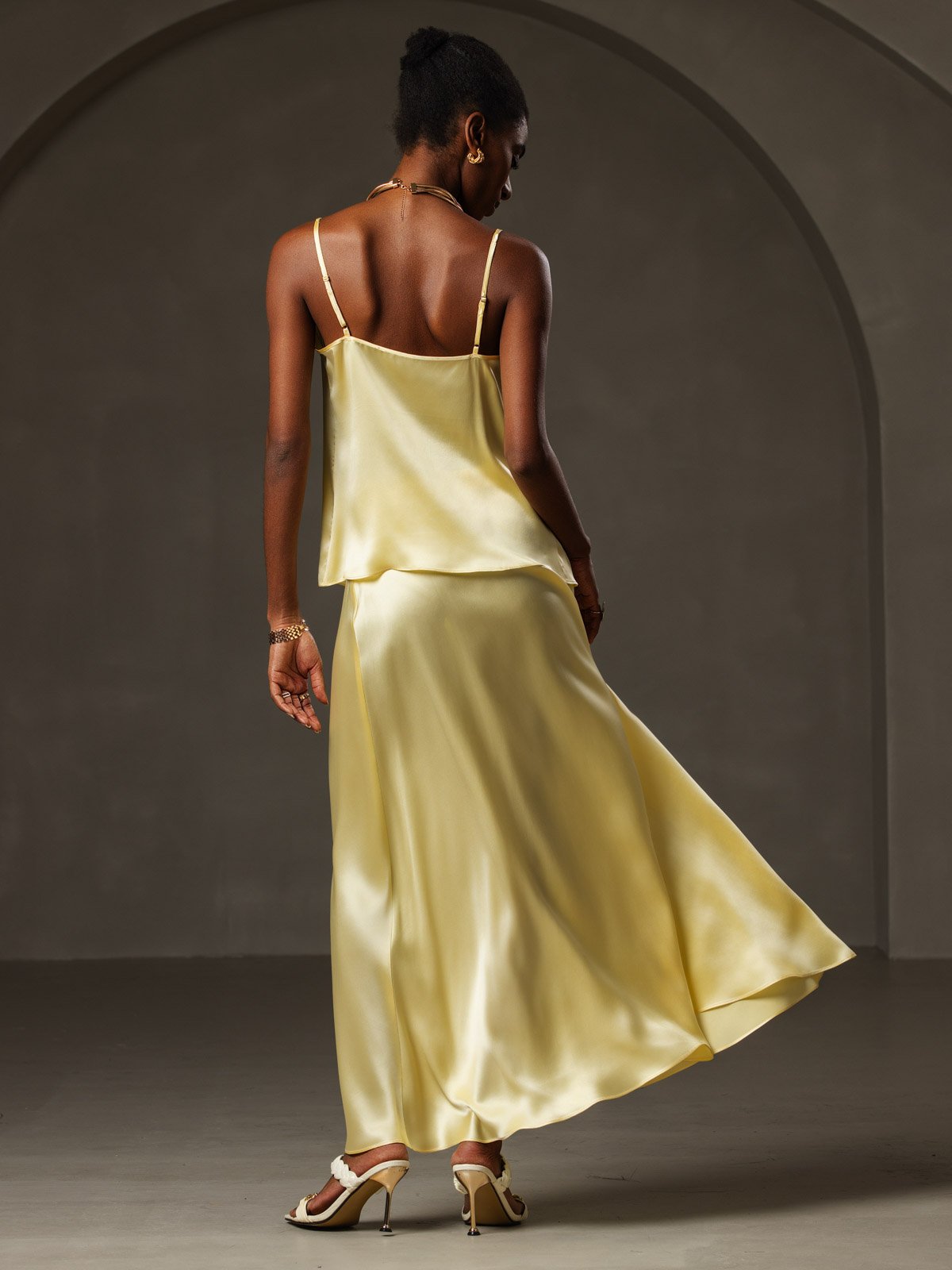 19Momme Silk Spaghetti Strap Cowl Neck Camisoles