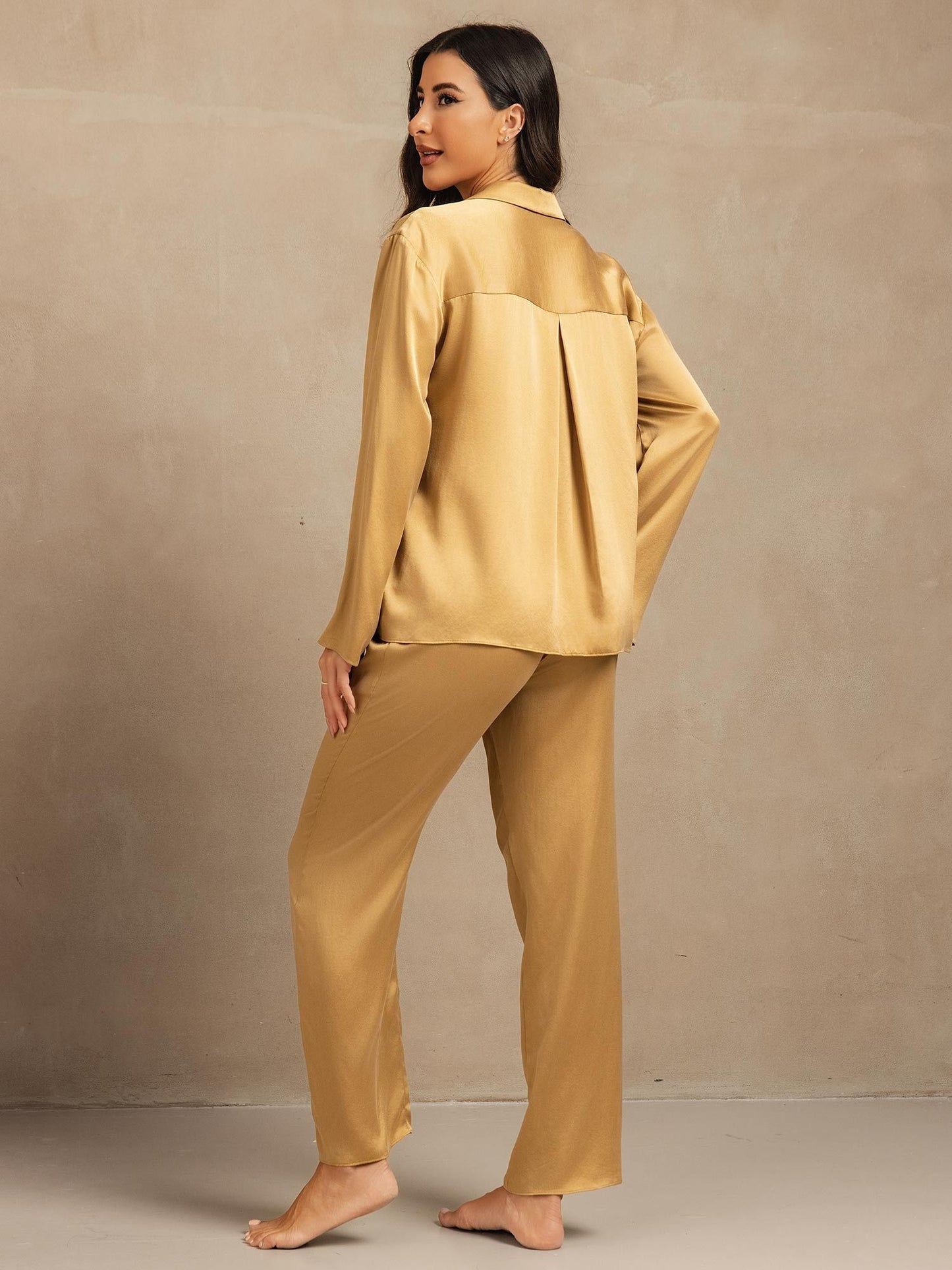 19Momme Washable Silk Long Sleeve Notch Collar Women's Pajamas Set