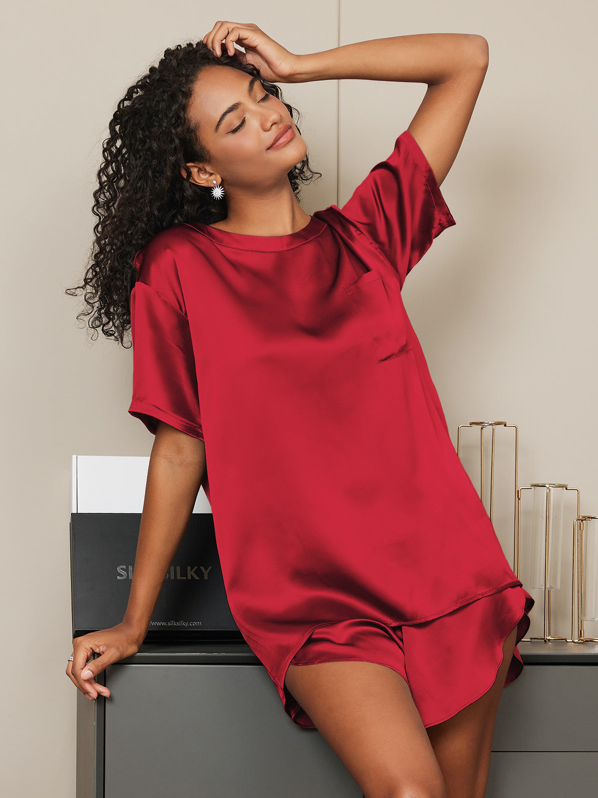 Women's Pure Silk Short Sleeve Round Neck Above the Knee Pyjamas Set