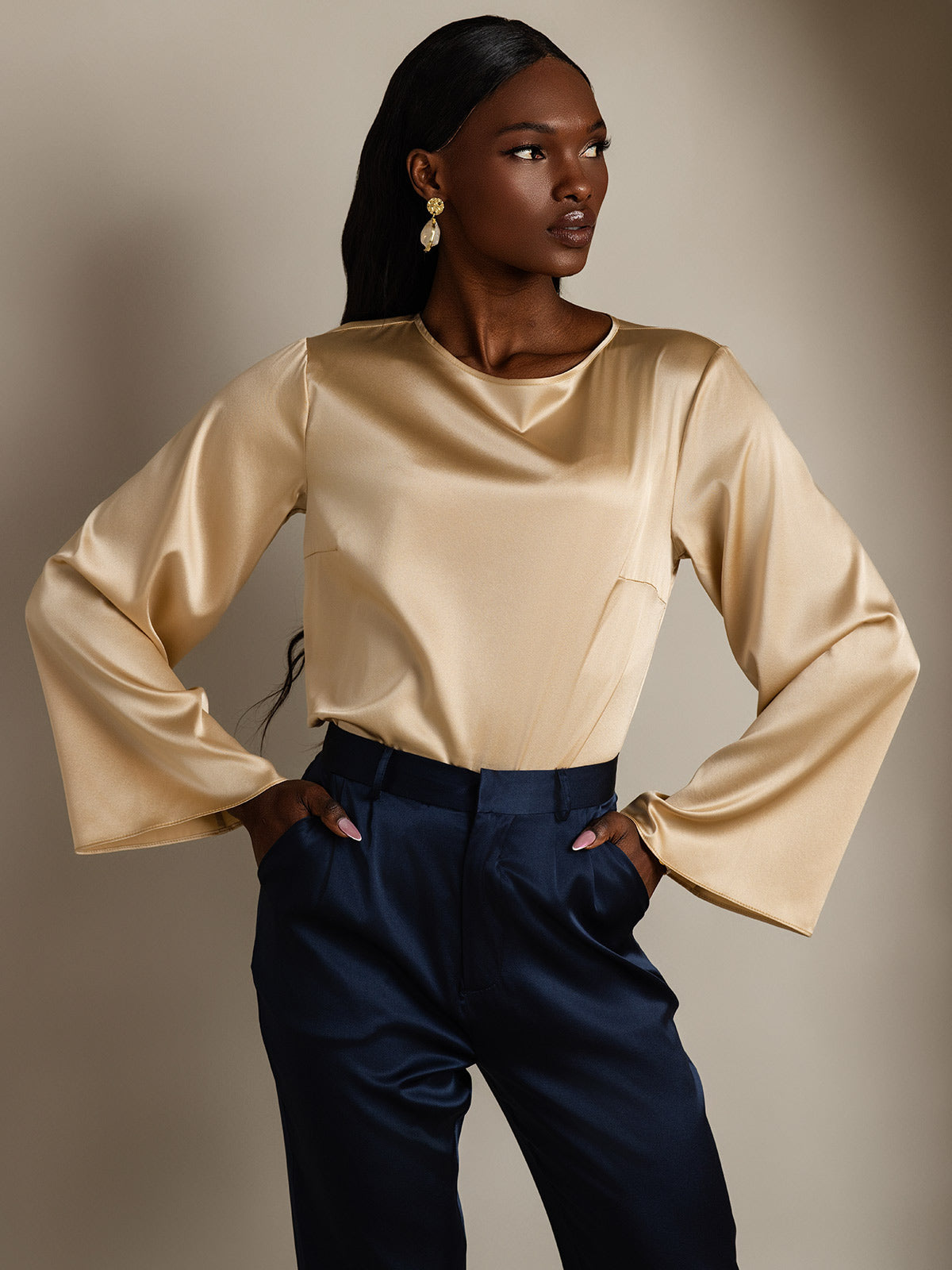 19Momme Silk Bell Sleeve Boat Neck Women's Top