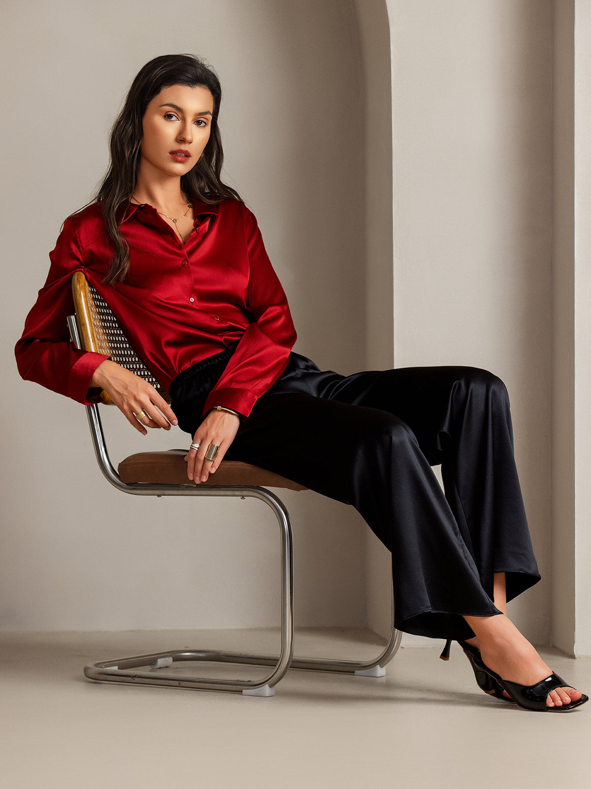 19Momme Silk Long Sleeve Lapel Collar Women's Shirt with Button Up Design