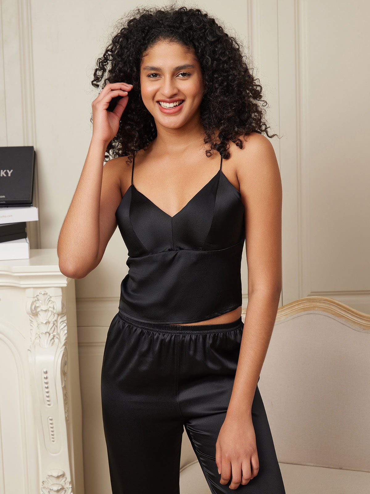 Pure Silk Spaghetti Strap V Neck Camisoles with Built-in Bra