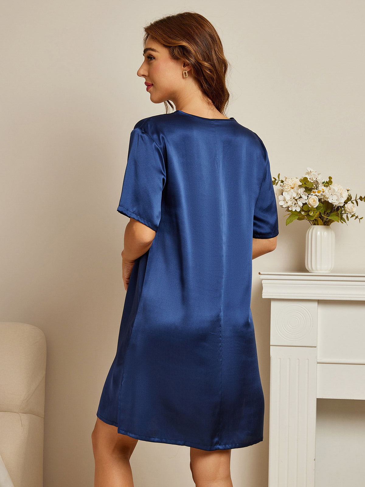 Women's Pure Silk Half Sleeve V-neck Short Nightdress