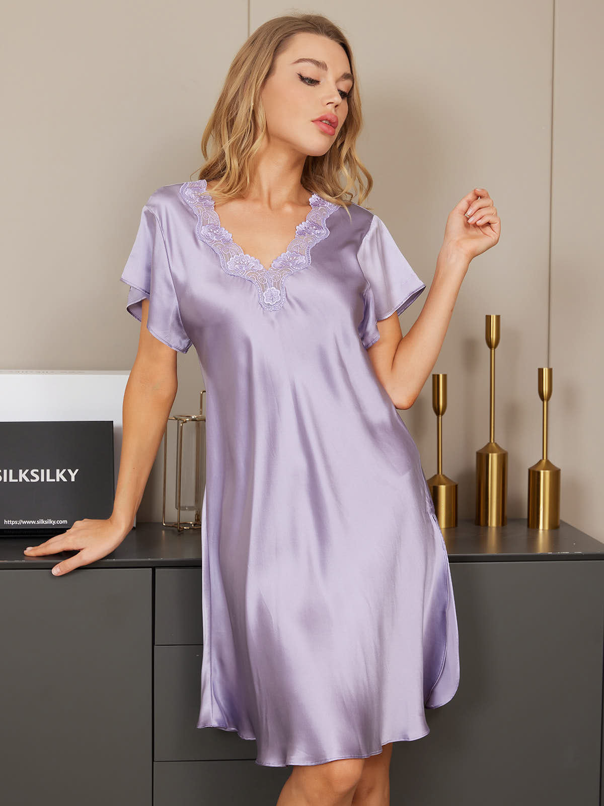Pure Silk Short Sleeve V-neck Side Split Short Nightdress
