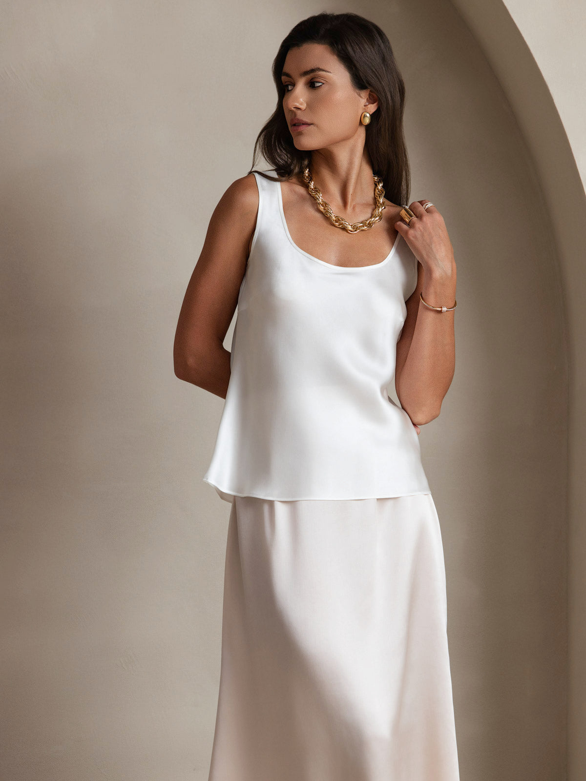 19Momme Silk Sleeveless U Neck Women's Tank Top