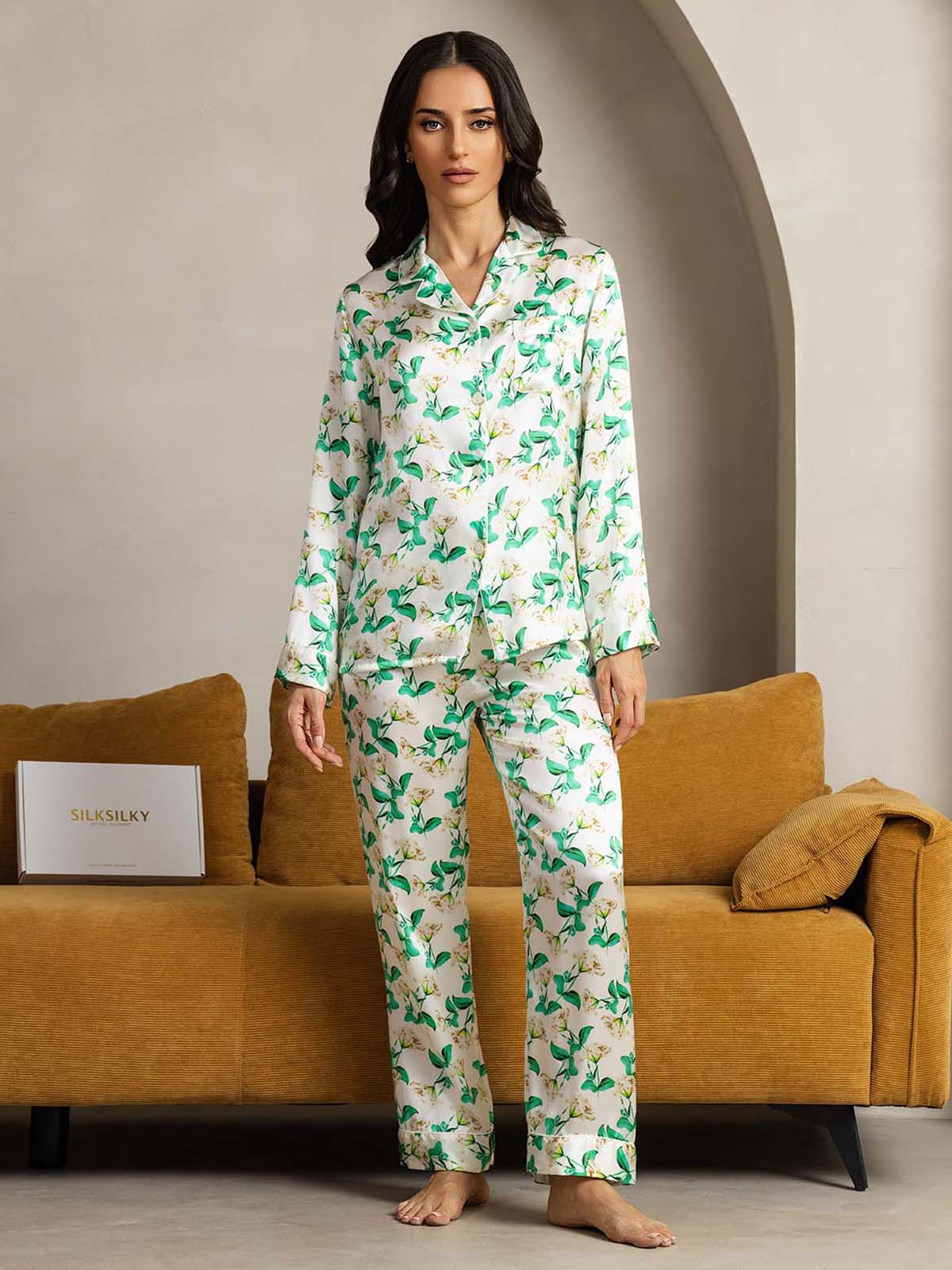 Women's Pure Silk Green Floral Print Long Sleeve Notch Collar Pajamas Set