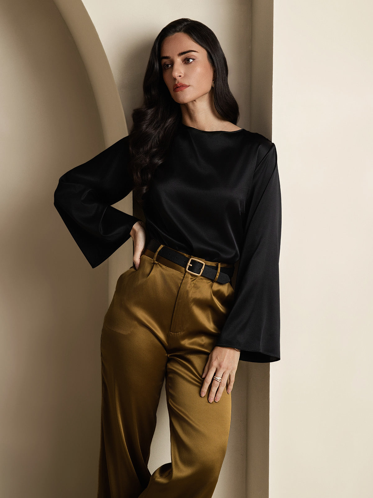 19Momme Silk Bell Sleeve Boat Neck Women's Top