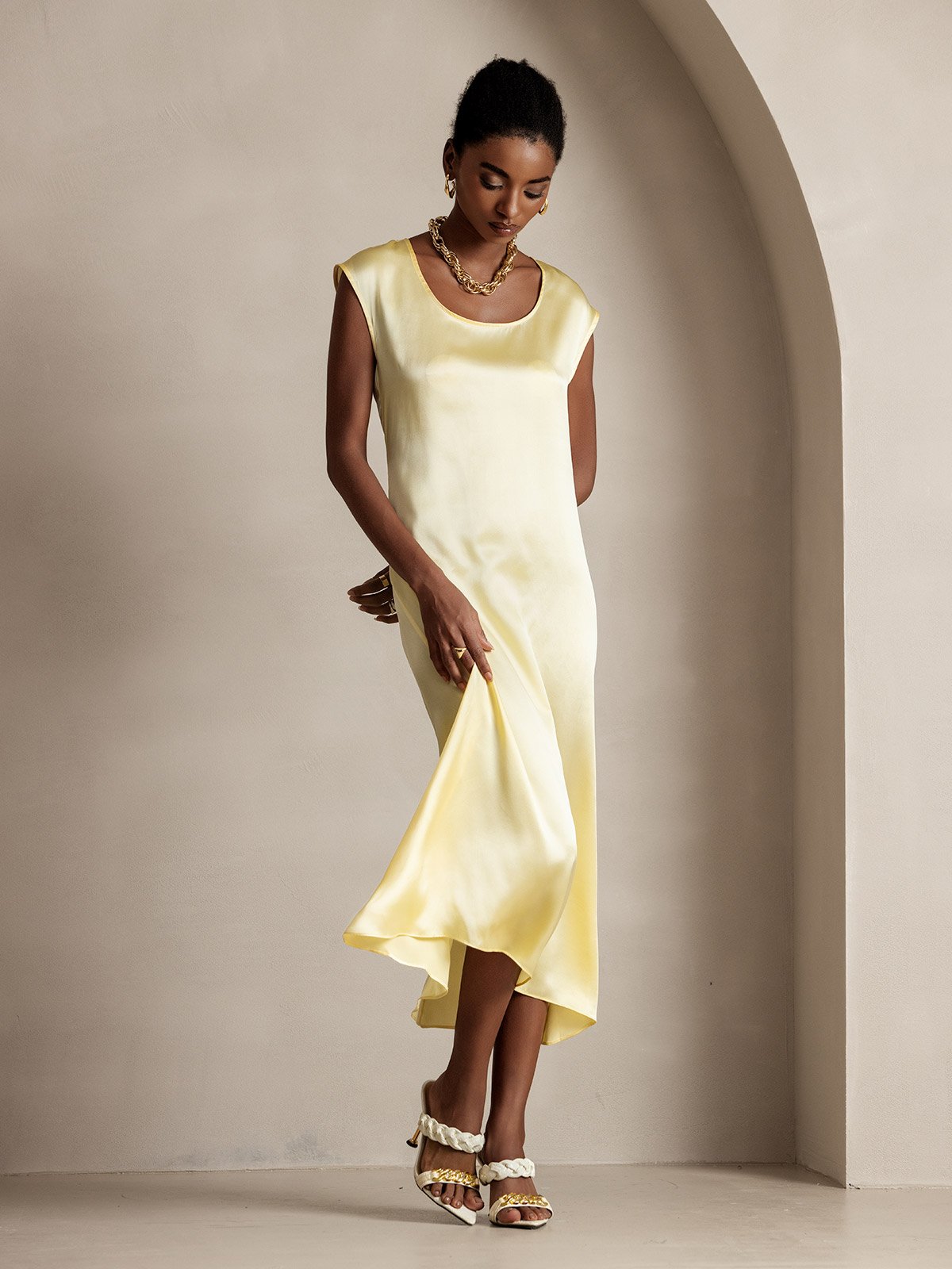 19Momme Silk Cap Sleeve Round Neck Midi Dress