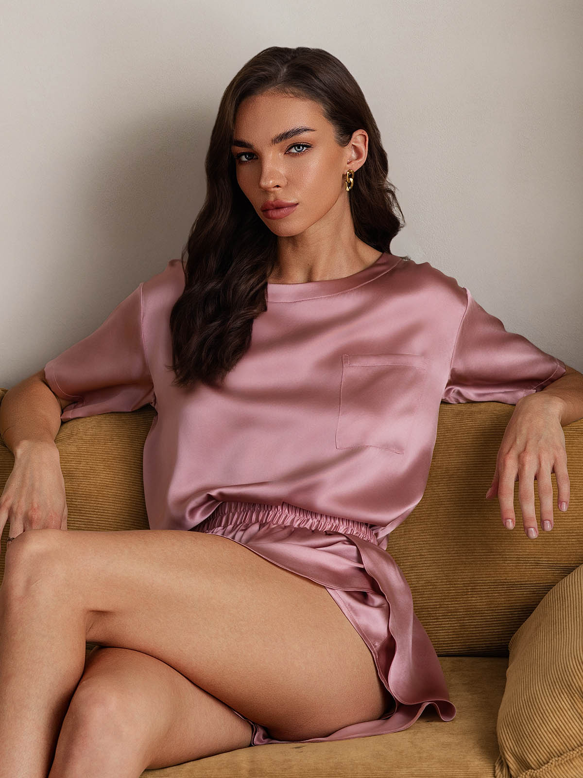 Women's Pure Silk Short Sleeve Round Neck Above the Knee Pyjamas Set
