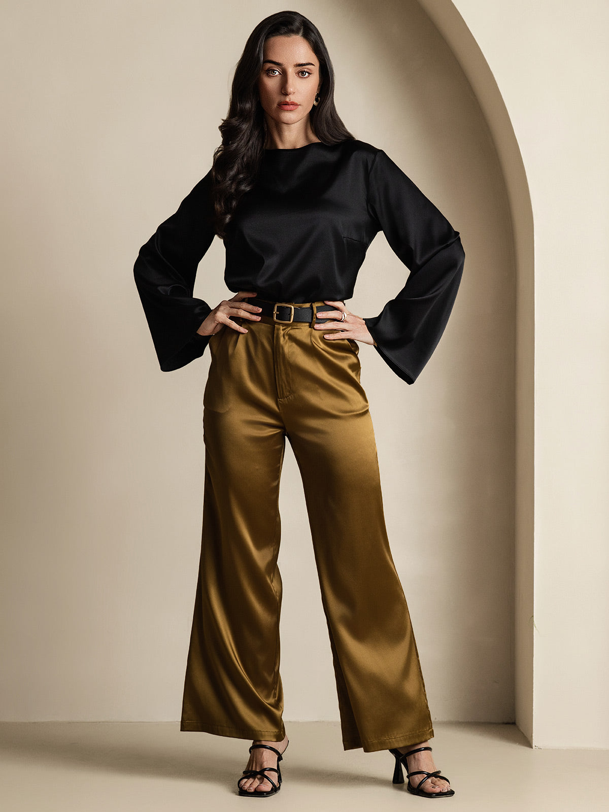 19Momme Silk Bell Sleeve Boat Neck Women's Top