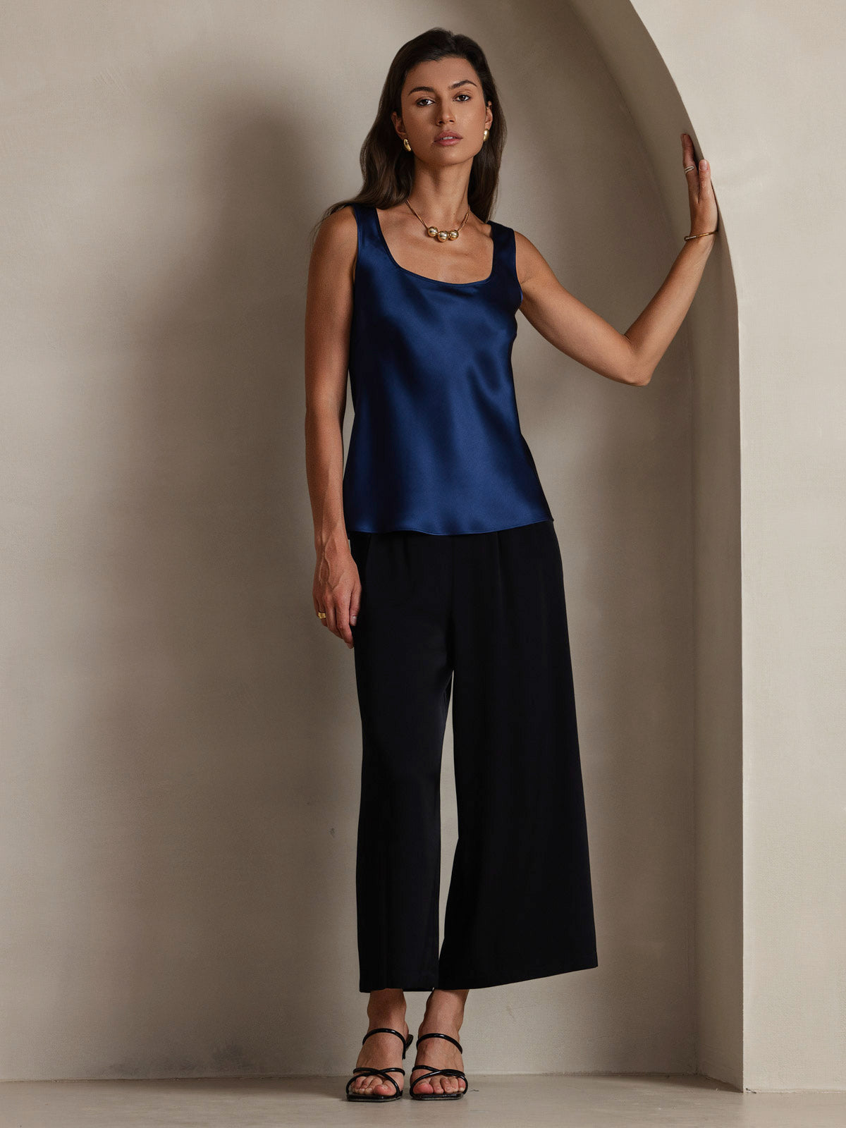 Women's Pure Silk Sleeveless U Neck Tank Top